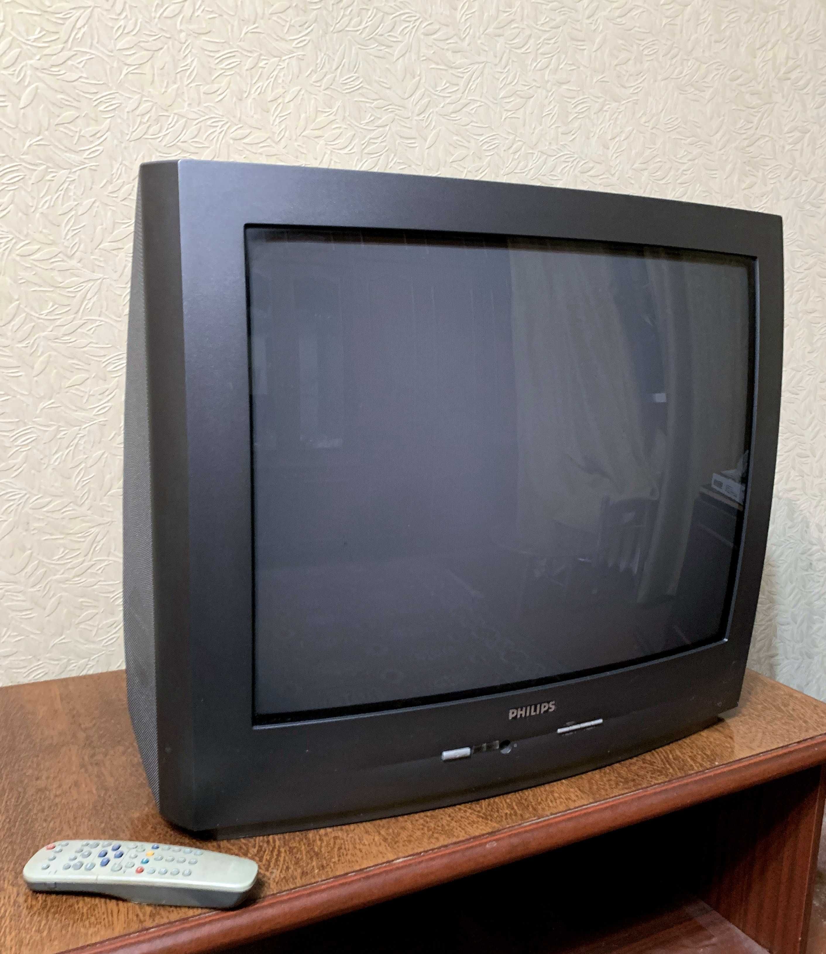 Телевізор 28 дюймів Philips 28PT4406/58 для ретро-ігор старих консолей