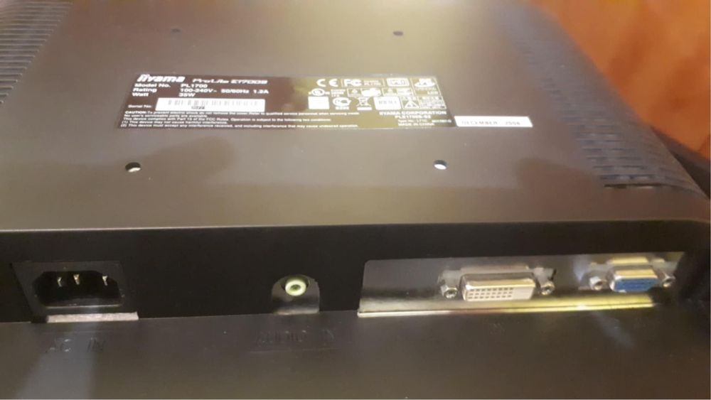 Monitor Srebrny 17 cali Iiyama ProLite E1700S