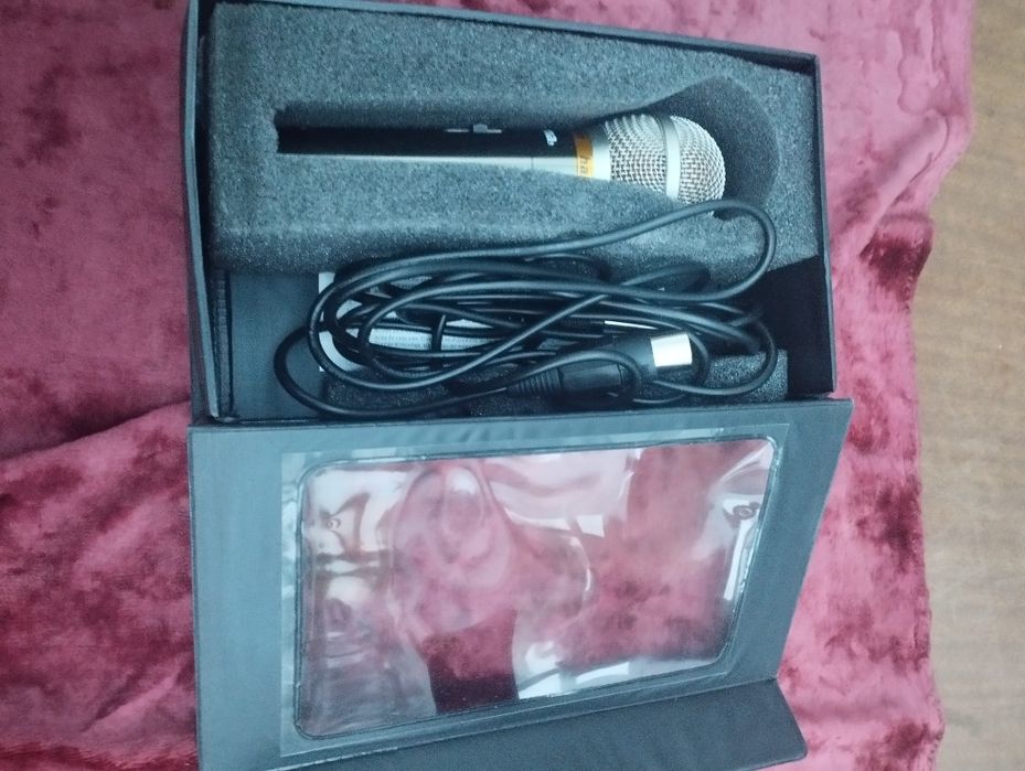 Микрофон. Цена 180 грн.