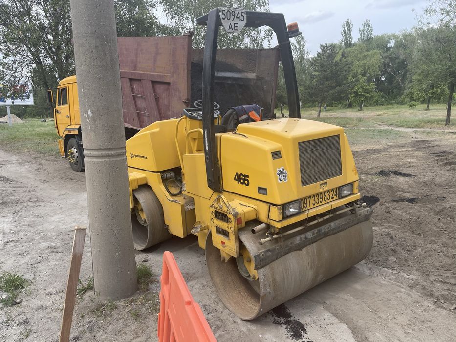 Оренда послуги котка дорожнього