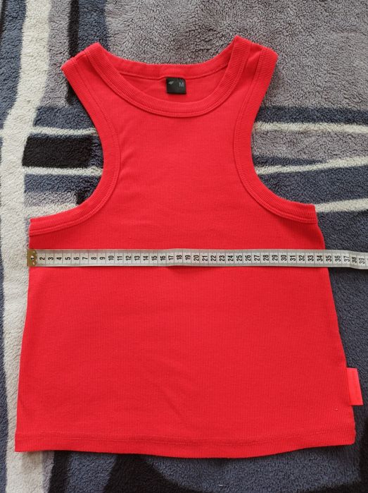 Два топа розмір М та L