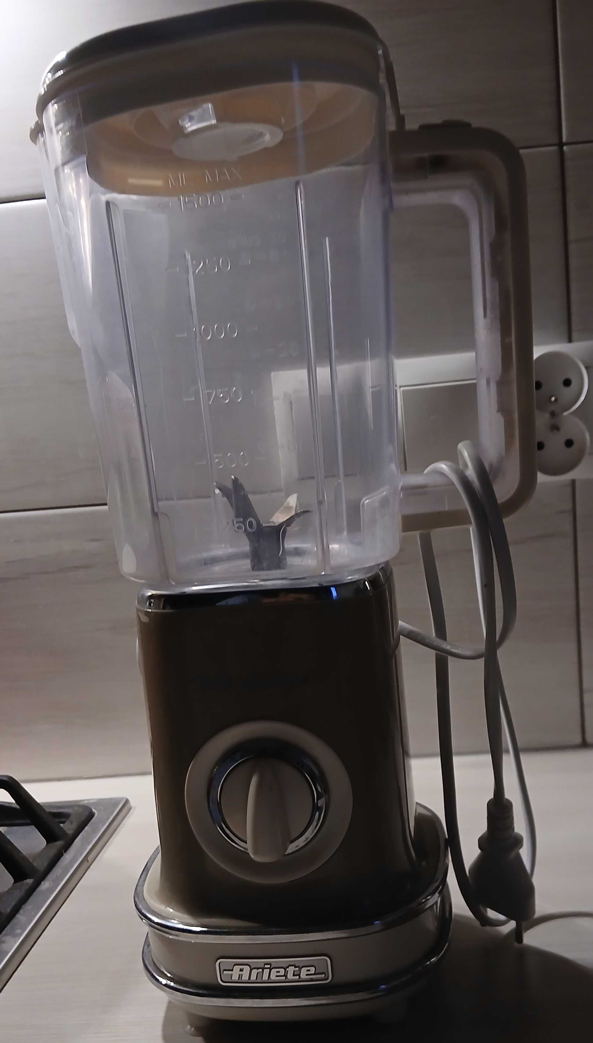 BLENDER kielichowy ARIETE 568/13 500W beżowy