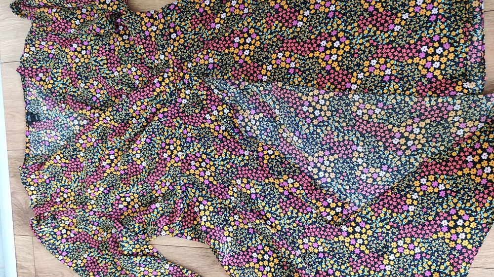 RIVER ISLAND sukienka łączka, bardzo intensywne kolory, na zakladke