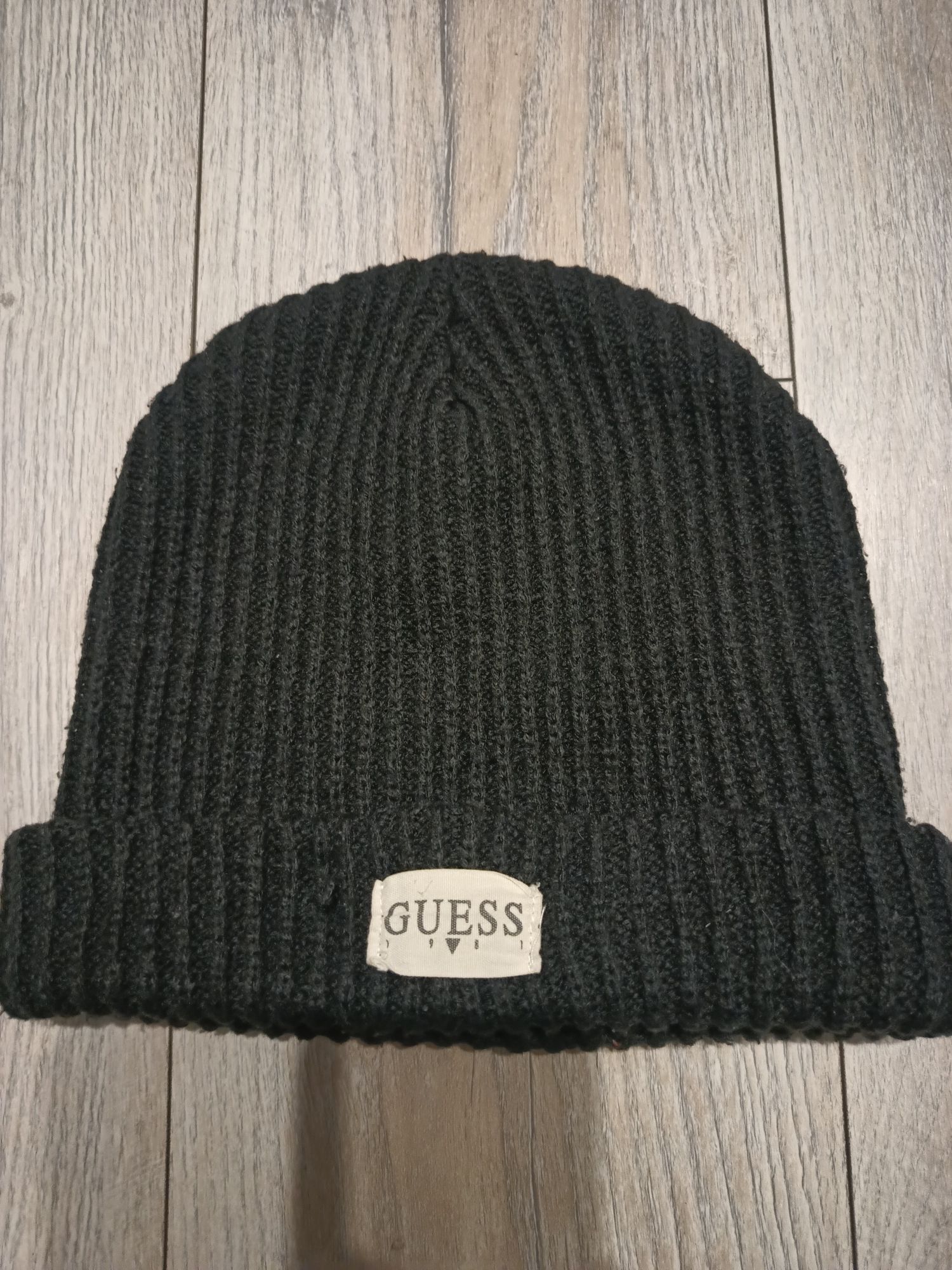 Czapka zimowa damska Guess
