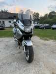 Motocykl Honda NTV 700 Deauville.
