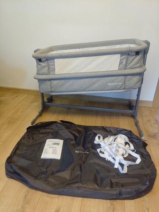 Szare łóżeczko łóżko dostawne dostawka Kinderkraft Neste Up