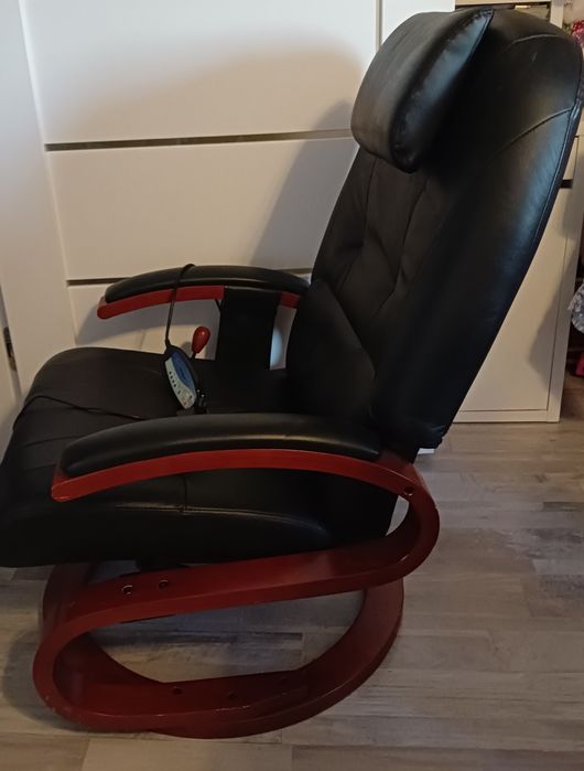 Fotel z masażem .