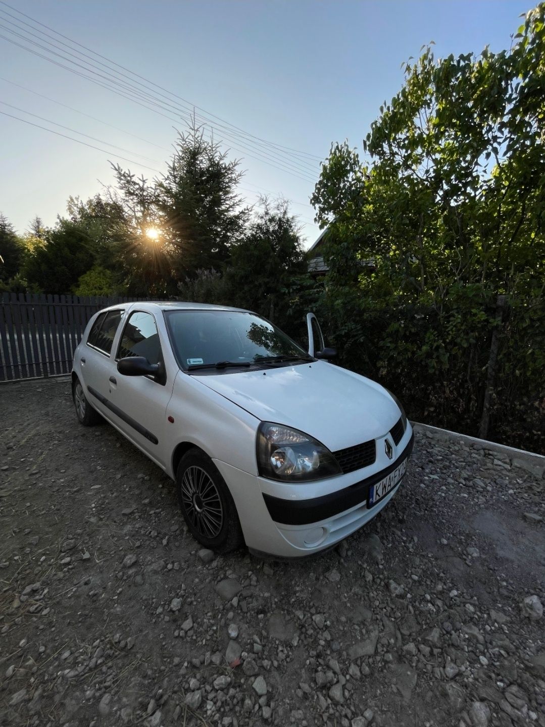 Renault Clio 2 - jeżdżące i sprawne