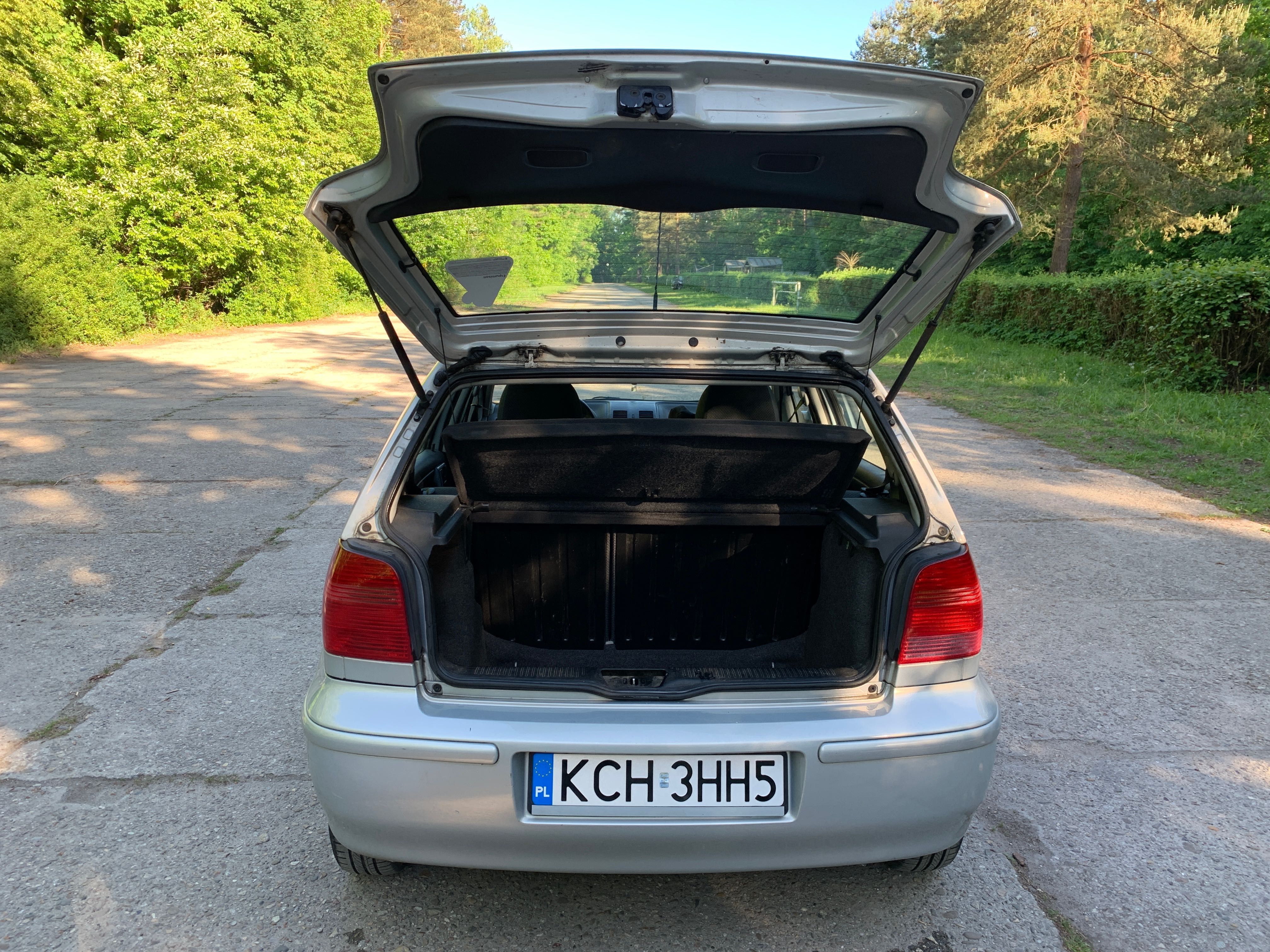 Volkswagen Polo 1.4 MPI benzyna 2000r