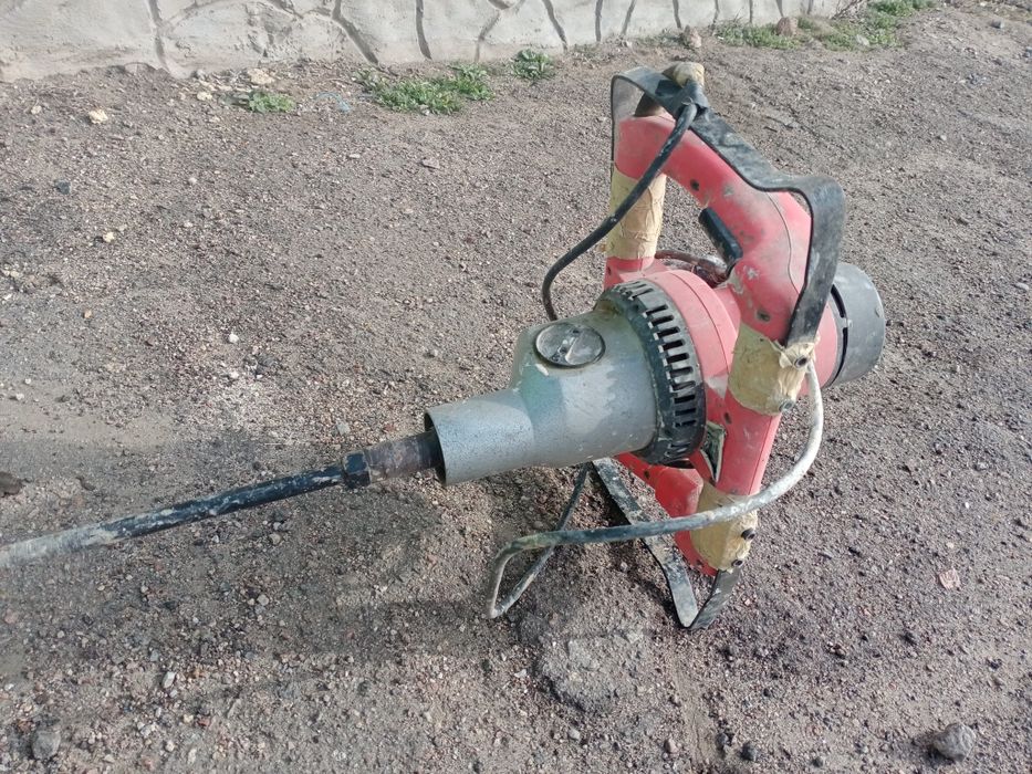 Миксер строительный