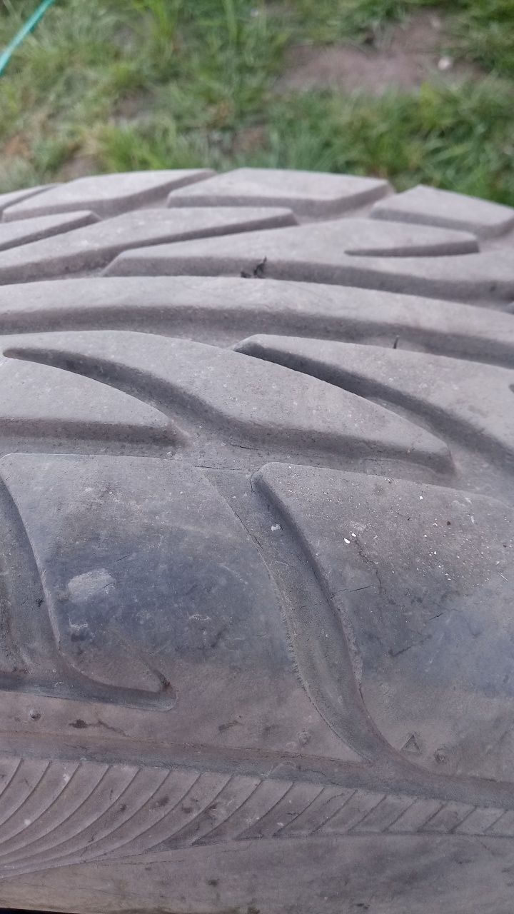 Koło z opona całoroczną 205/65 R15