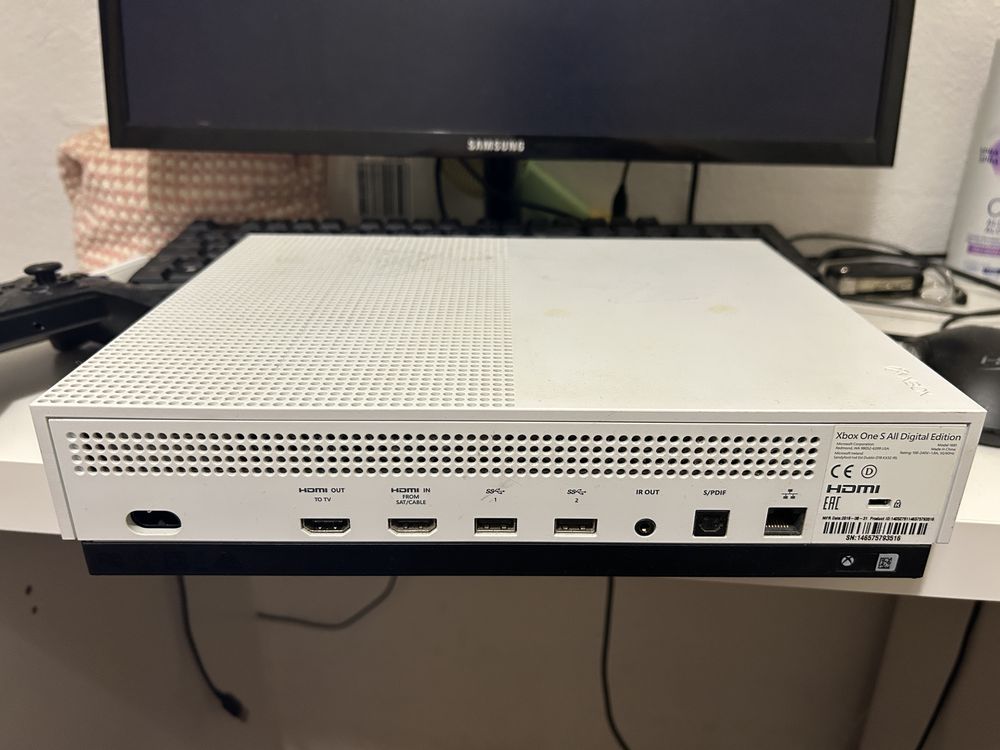 Xbox One S All Digital C/ comando