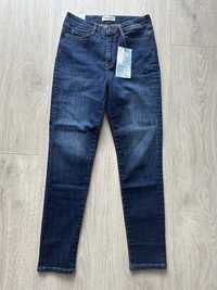 Nowe spodnie jeansy 36