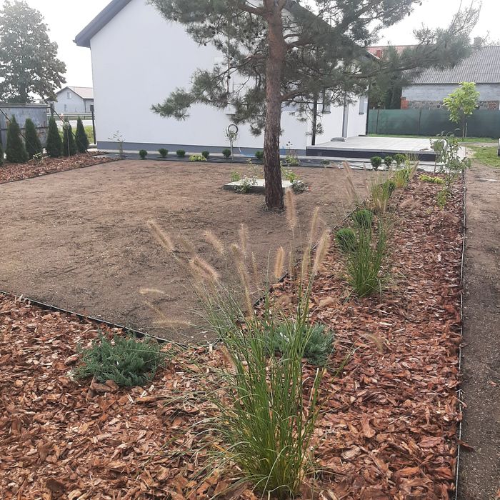 Kompleksowe usługi ogrodnicze koszenie wycinka drzew rębak areacja