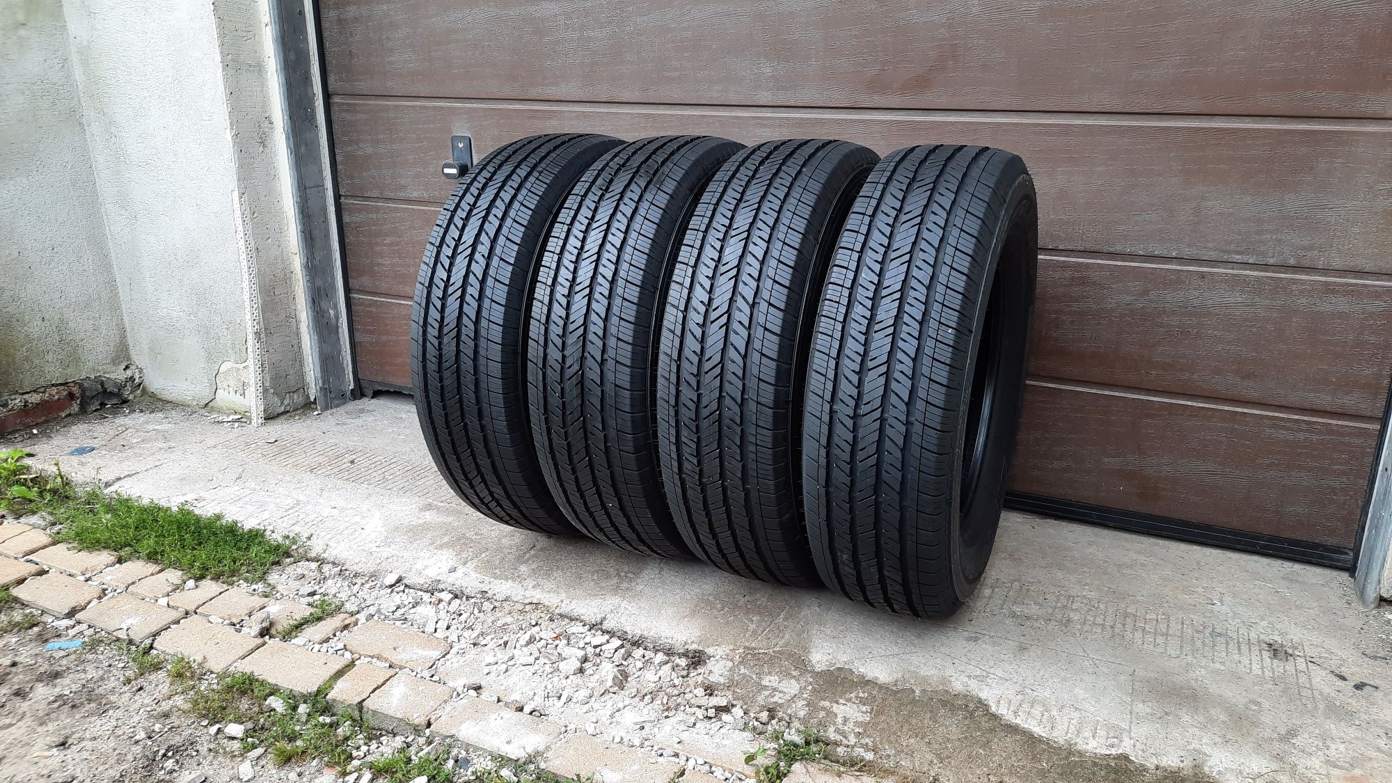 Bridgestone 255/70 R18 NOWE Dueler H/T Wrangler 2019
