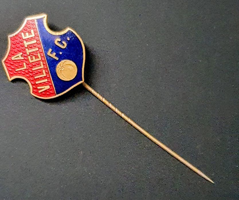 Pin comemorativo