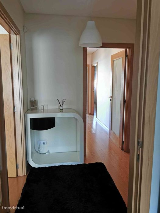 T3 com garagem dupla em condomínio fechado – Rio Covo Santa Eugénia