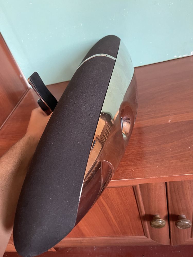 Колонка Bowers wilkins zeppelin
