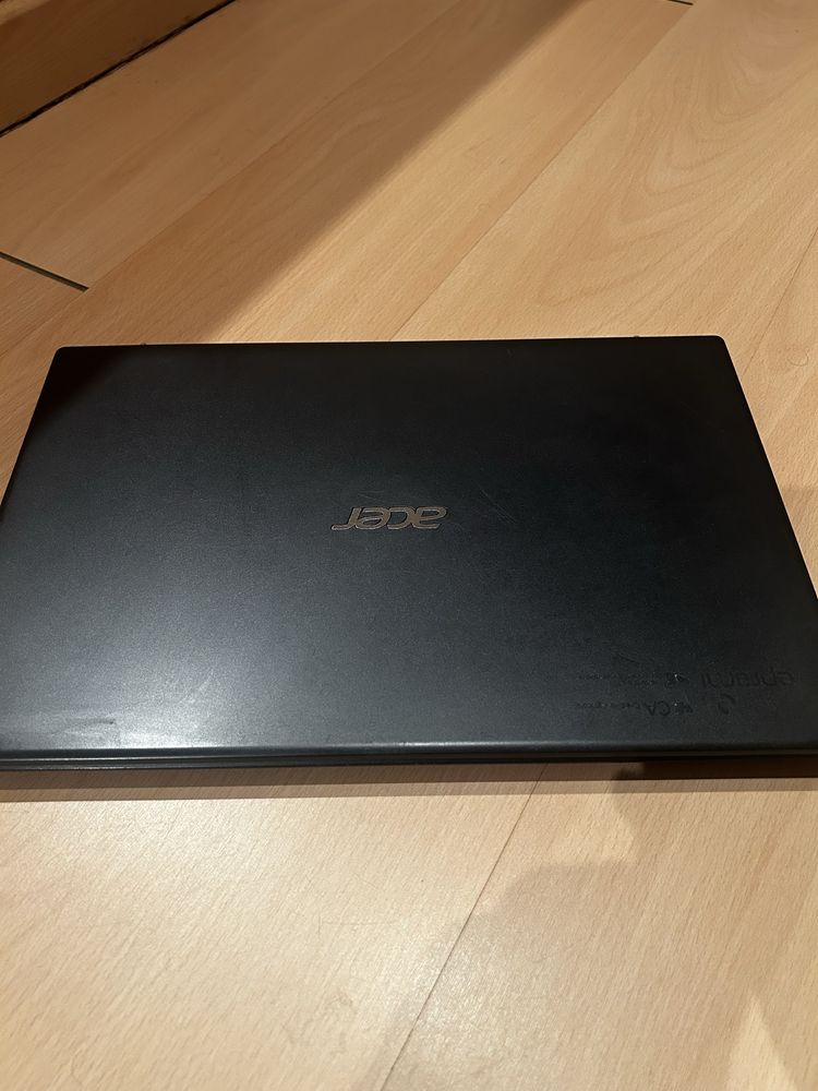Portátil Acer Extensa 215-54 i3-1115G4 3.00GHz 8GB RAM 238GB SSD
