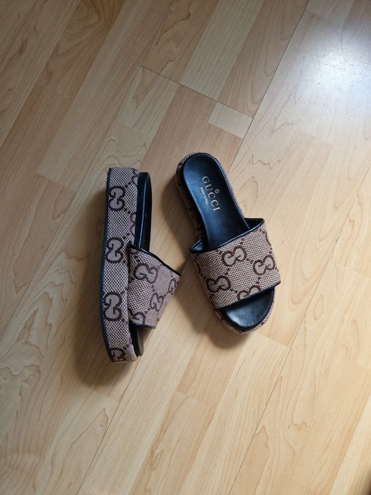 Klapki Gucci Italy