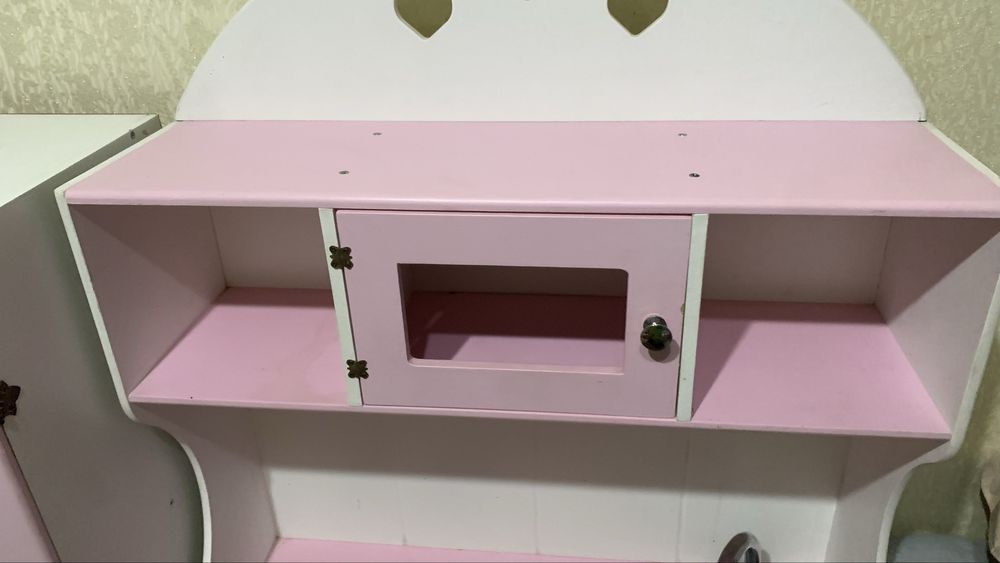 Дитяча деревяна кухня та холодильник