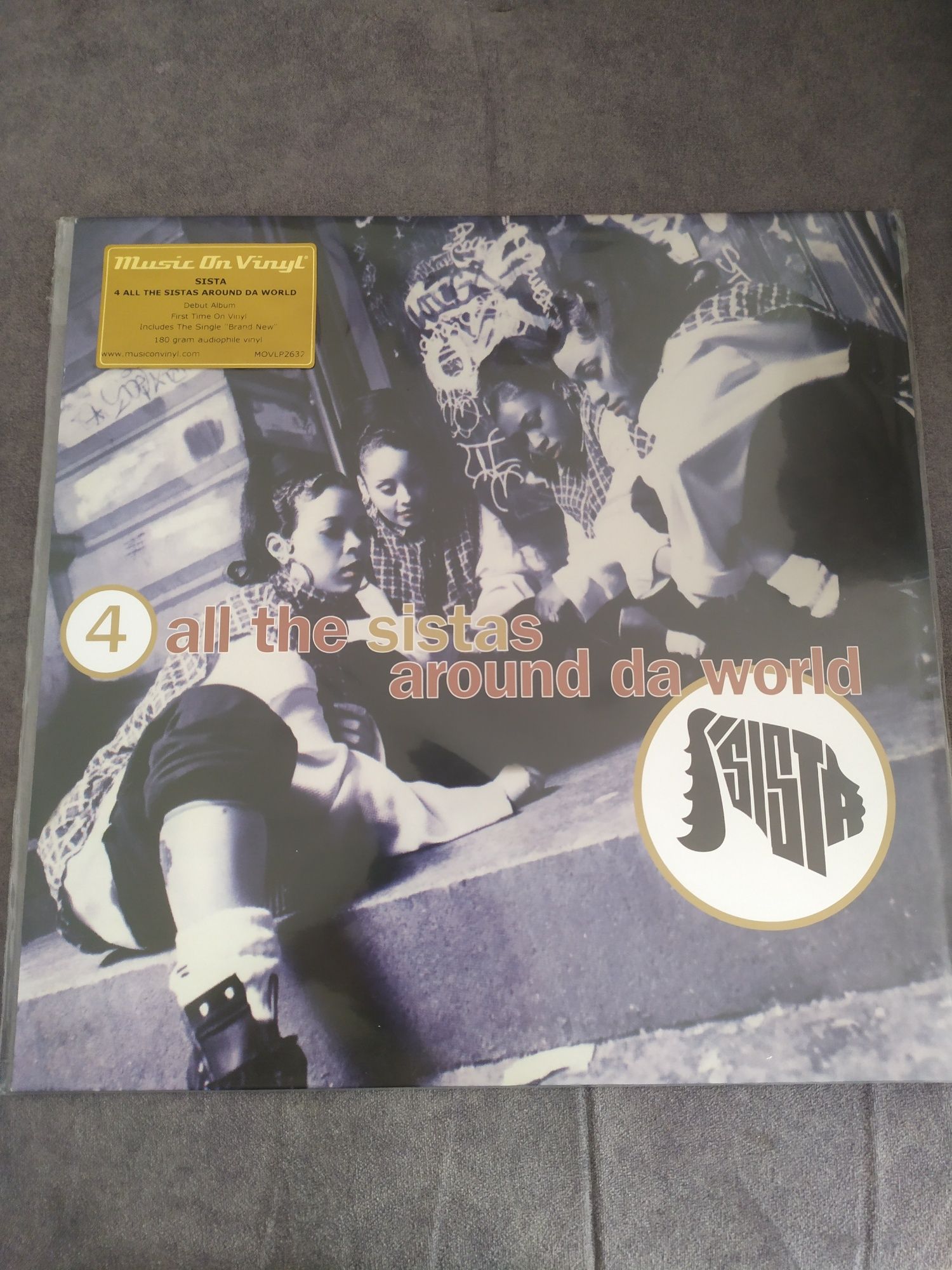 4 all the sistas around da world vinyl
