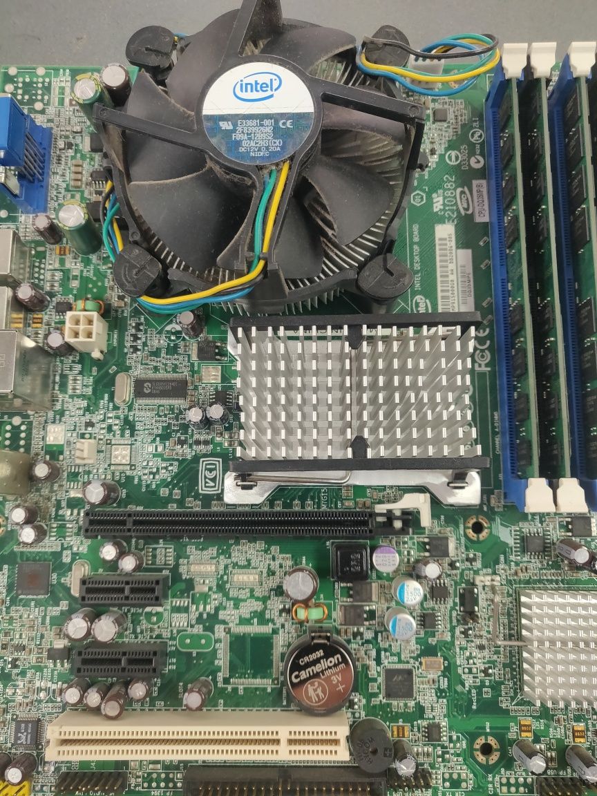 Motherboard intel 316763600022 + CPU Intel E8400 + 8GB RAM