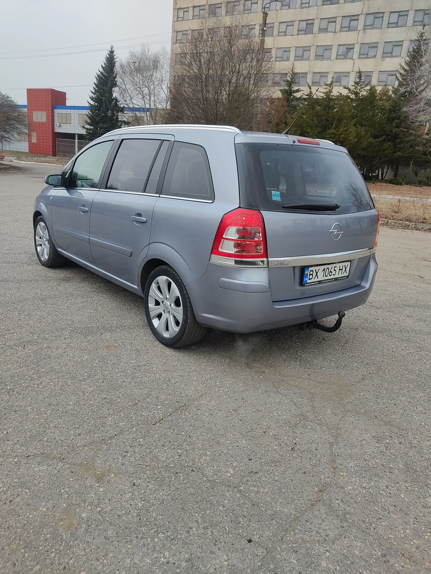 Opel Zafira B 2008г 1.6