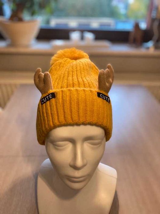 Czapka zimowa ciepła z rogami renifera