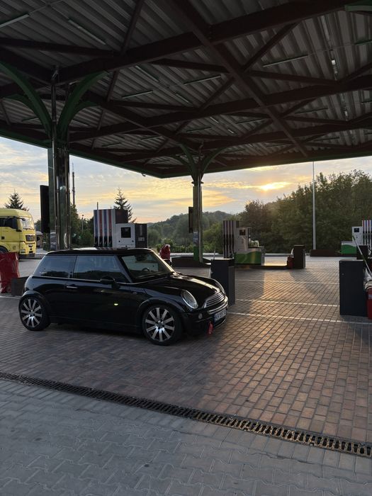 Продам МАШИНУ вихідного дня Mini Cooper r50