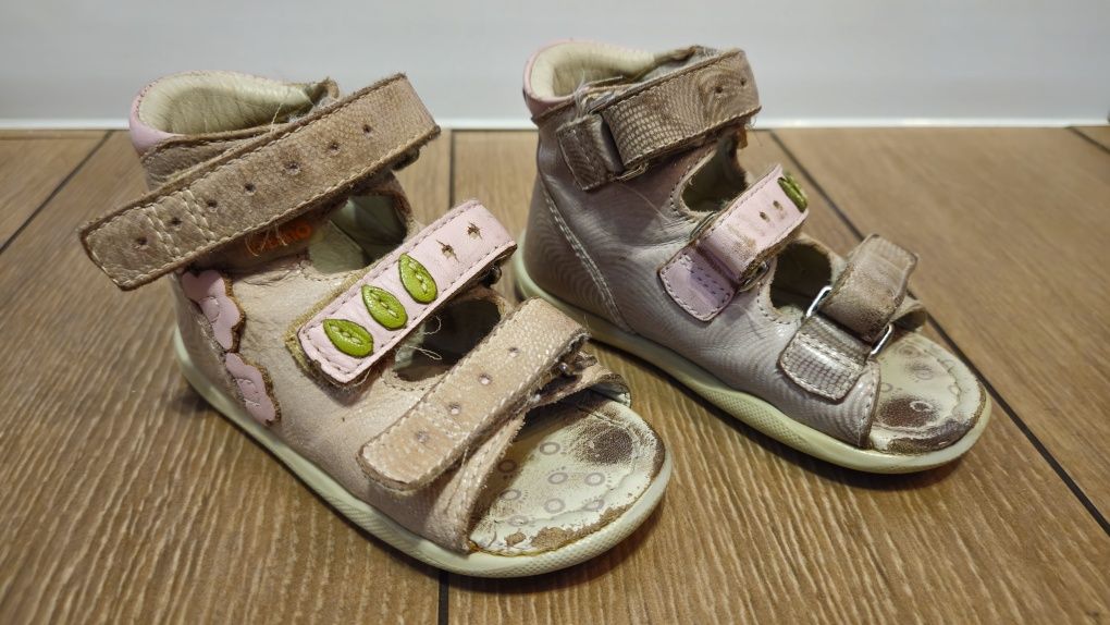 Buty Memo rozmiar 21