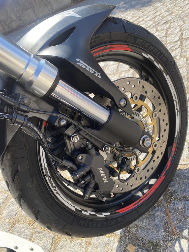 Hornet 600 de injeção de 2013