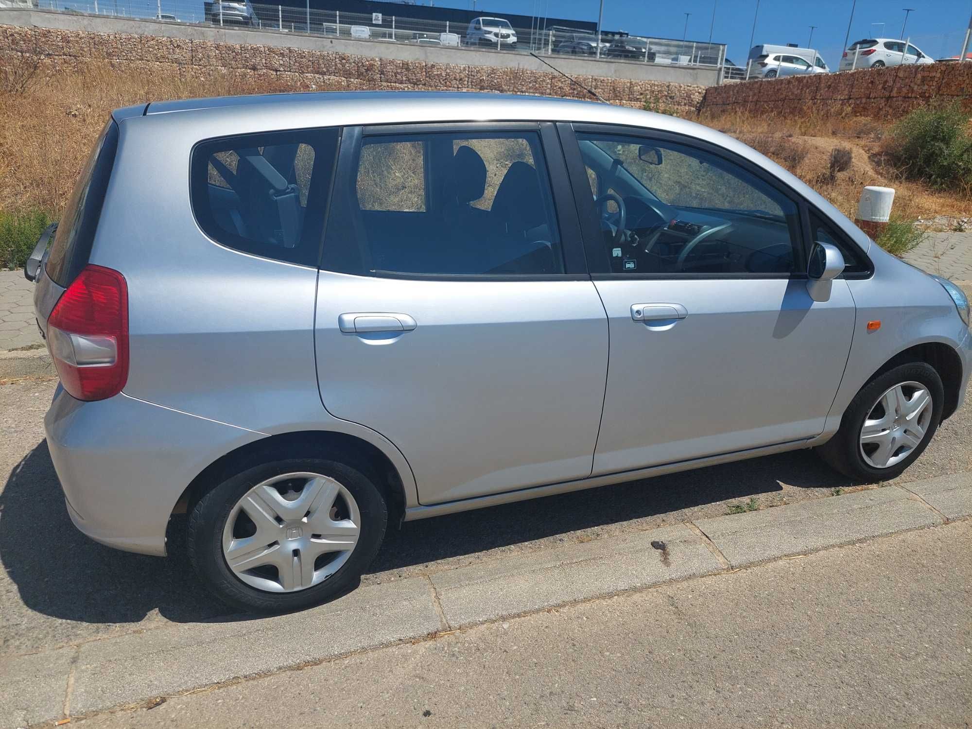 Honda JAZZ 2002 - Ótimo estado. Portimão.