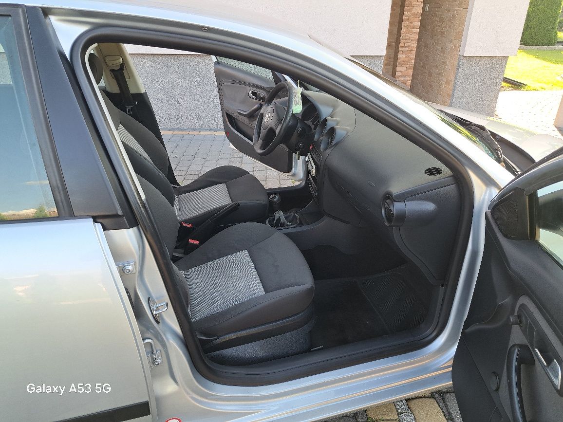 Seat cordoba 1.4 B MPI  PIERWSZA WŁAŚCICIELKA OD 20 LAT salon polska