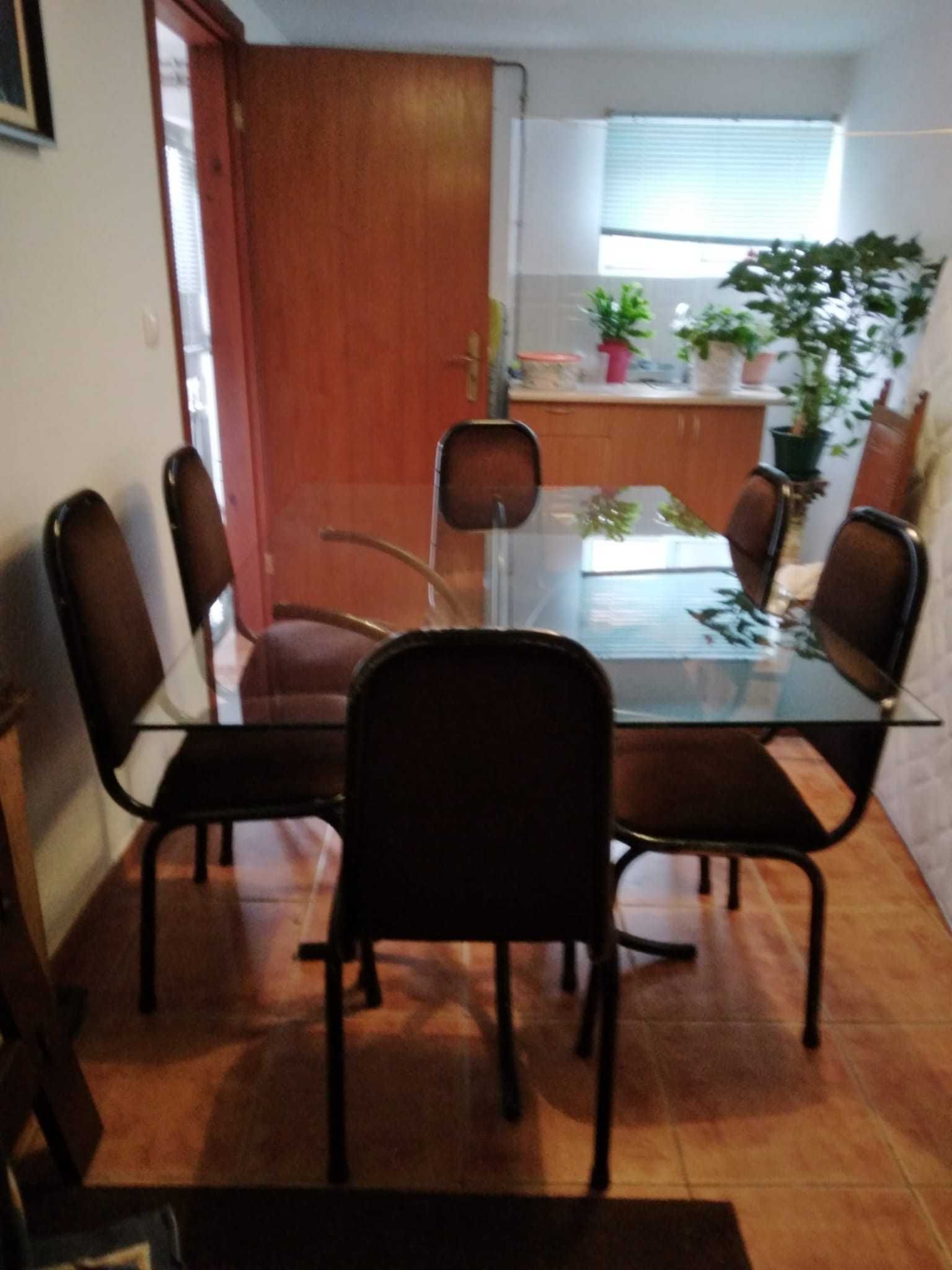 Mesa jantar com 6 cadeiras