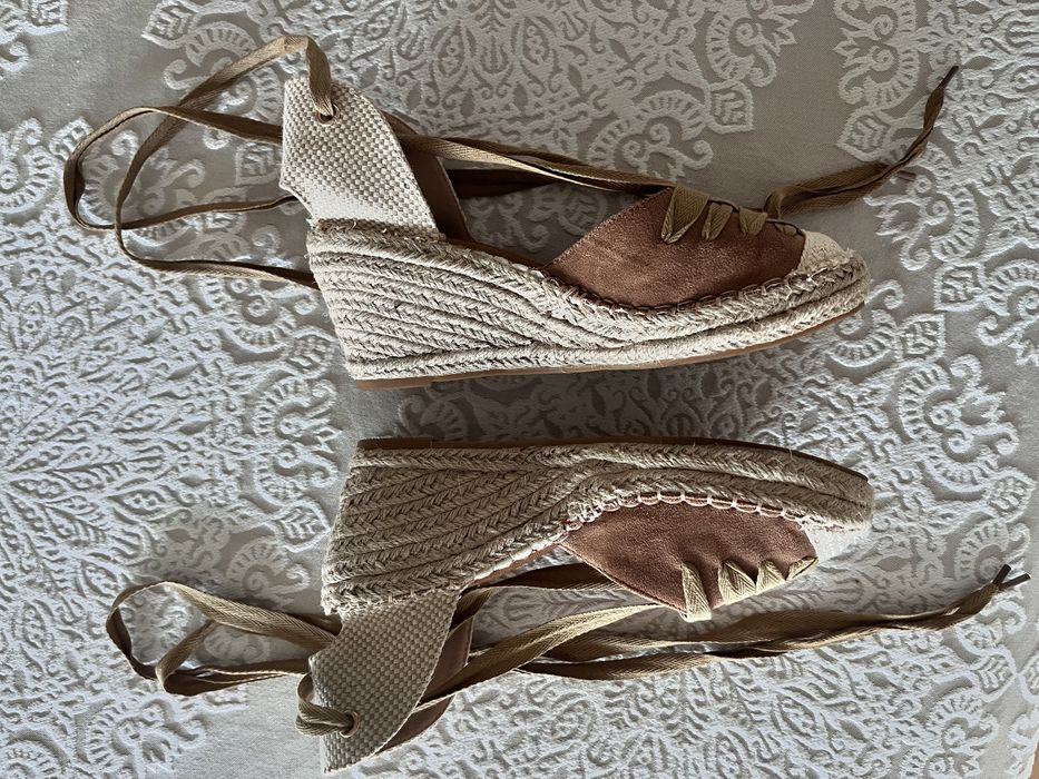 Alpercatas / sandálias cor Beje 41