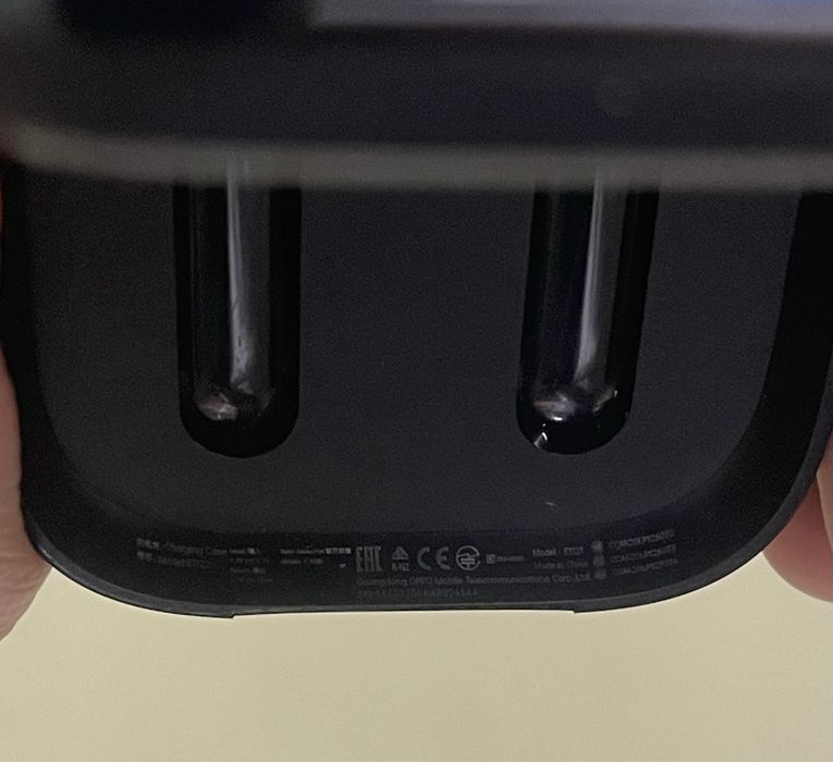 Кейс для наушников Oppo Enco W51, ETI21 б/у