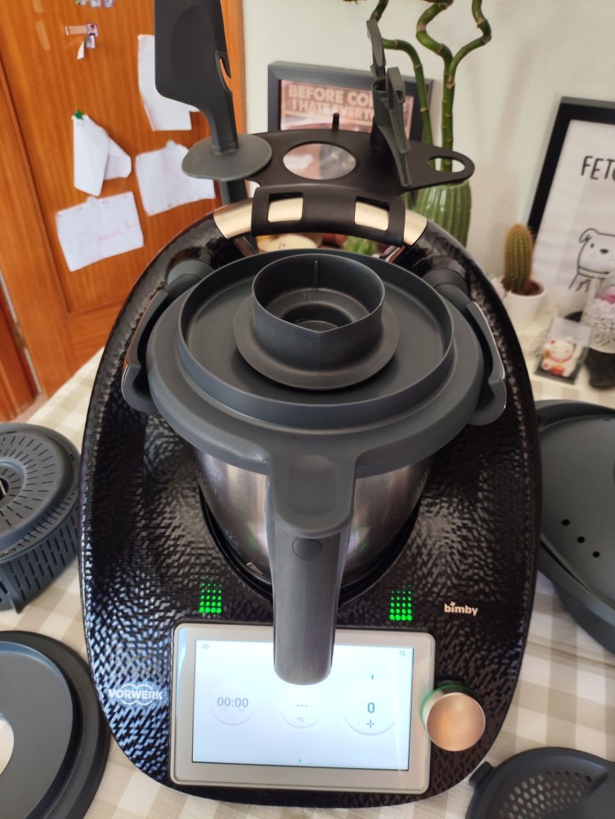 Bimby TM6 Sparkle preta (Edição Aniversário)