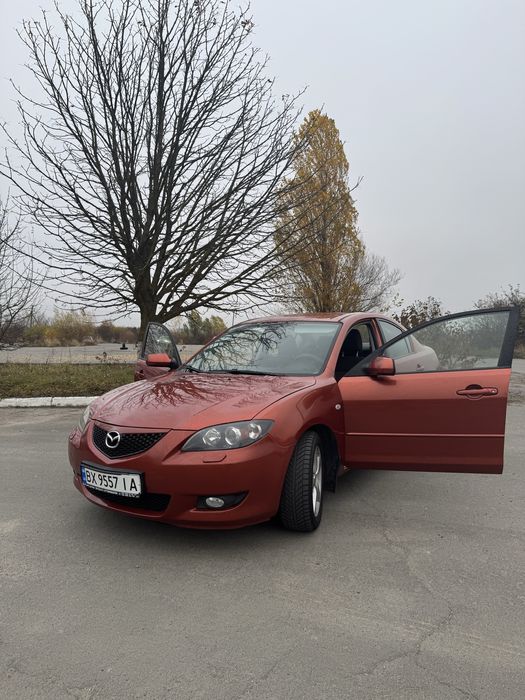 Продам  автомобіль Mazda 3