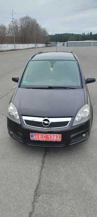 Opel Zafira мінівен