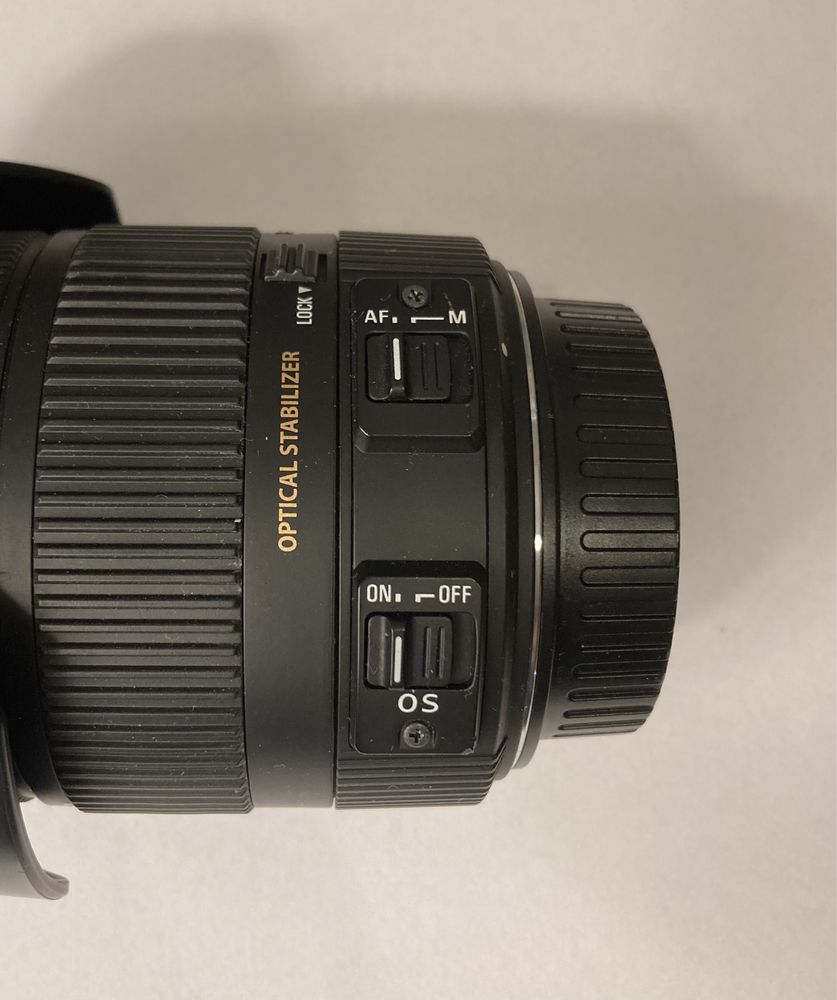 Sigma 17-50mm F2.8 EX DC OS