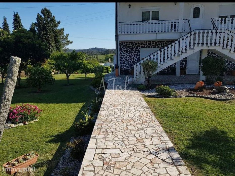 Moradia T3 com 3 pisos