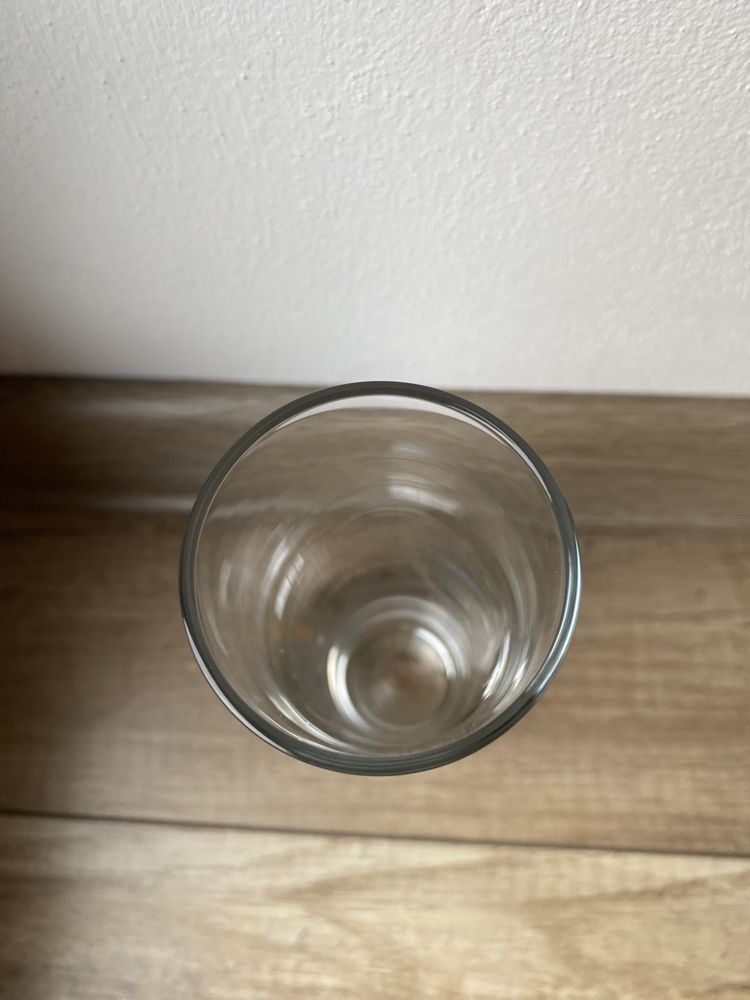 Szklany wazon walec