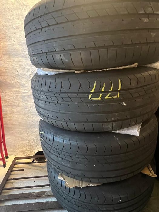 Продам колеса VW Touareg (диски + шини Dunlop) R18 255/60 R18 112V