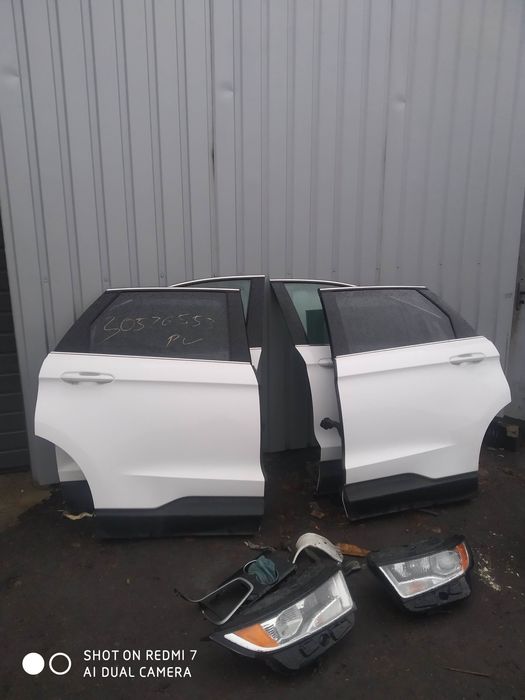 Двері задні праві Ford Edge