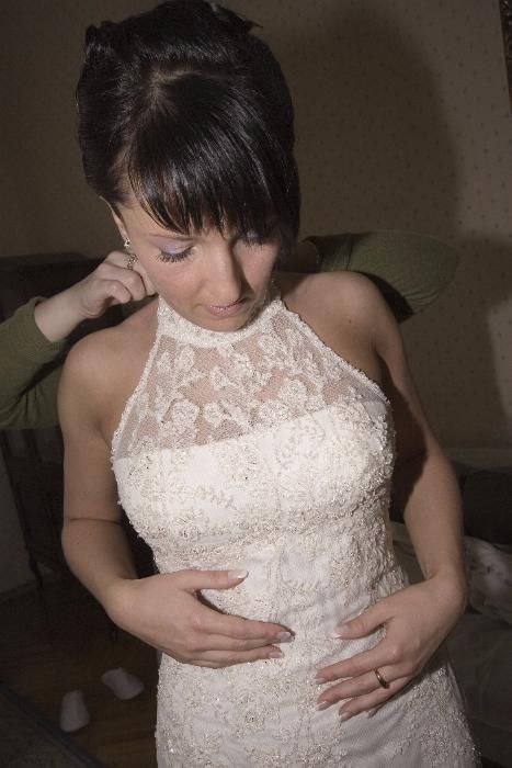 zjawiskowa włoska suknia ślubna Dante 38 z trenem i zdobieniami