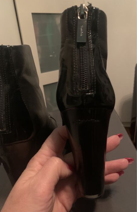 Skórzane czarne botki damskie Calvin Klein 38