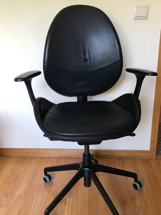Cadeira HATTEFJÄLL Cadeira giratória c/braços, Smidig preto