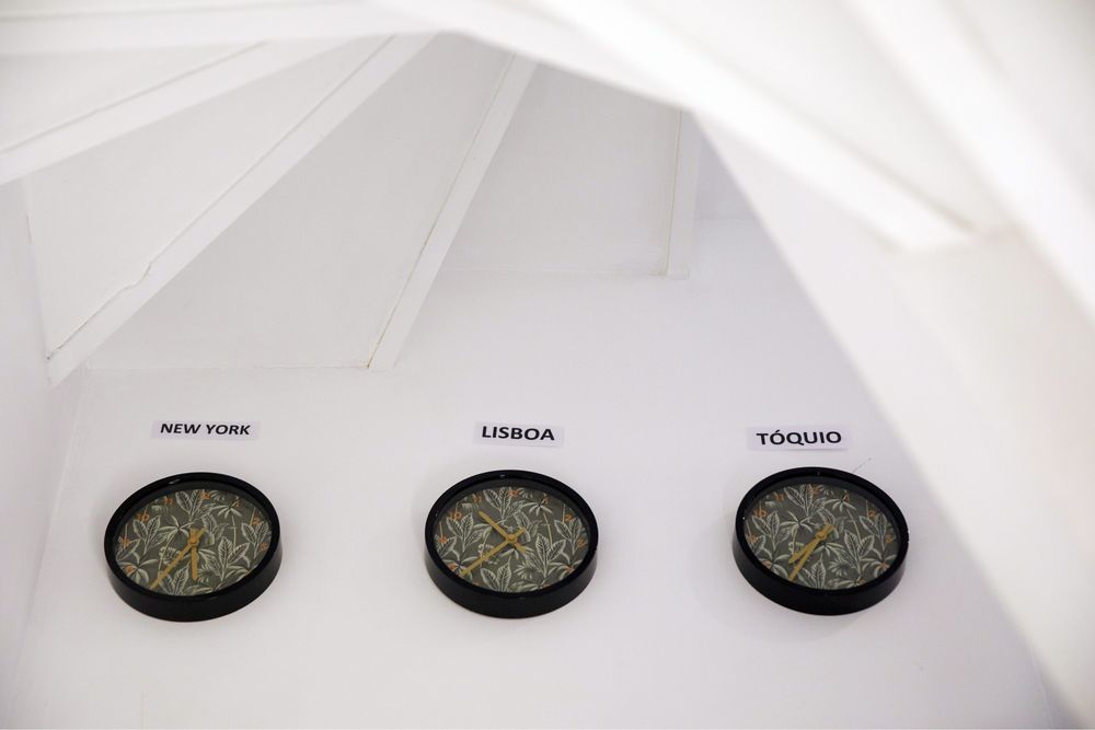 Vendo prédio com 3 apartamentos em Guimaraes completamente renovados