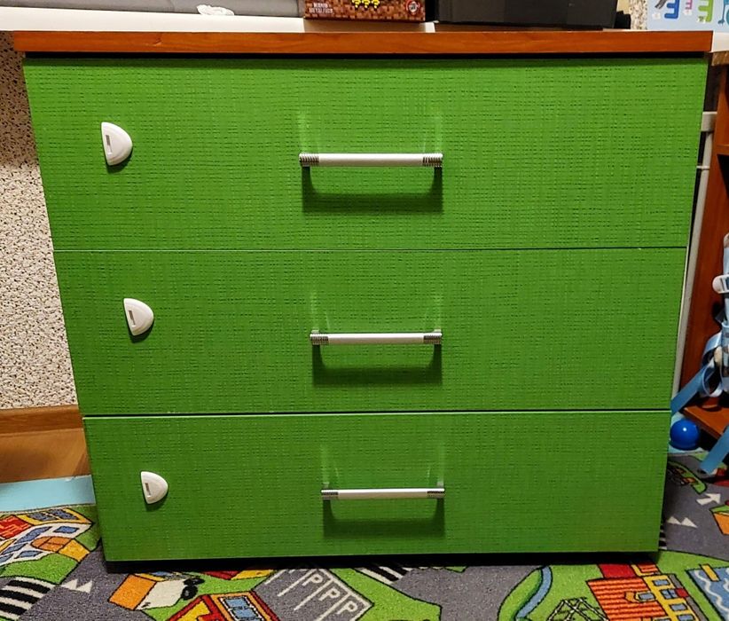 Komplet mebli młodzieżowych szafa komoda biurko słupek regał